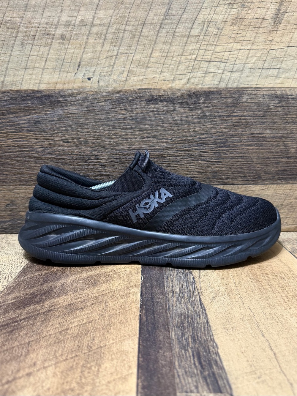 Hoka One One Ora Recovery 2 Triple Black Comfort Sneakers Size 8 Men / 9 Women